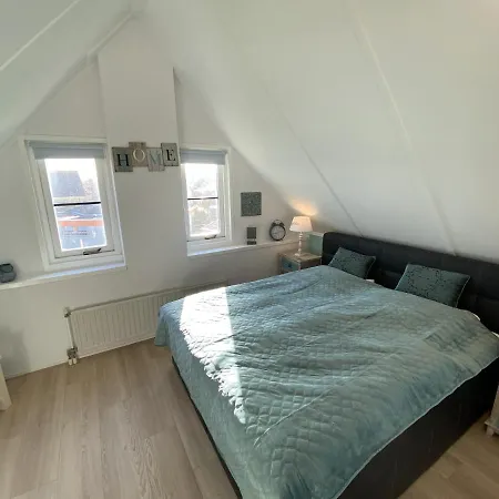 Strandperle 44 יוליאנאדורפ